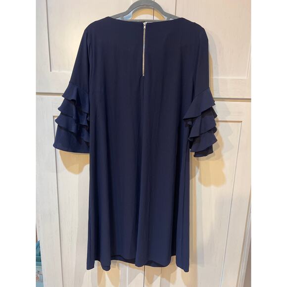 Gabby Skye Dark Blue Shift Dress Women’s Size 14W Ruffled 3/4 Sleeves Zip Back - Picture 4 of 8